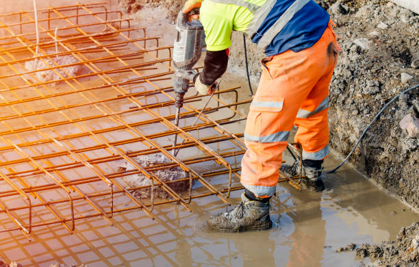 Best Driveway Concrete Repair  in Elgin, MN